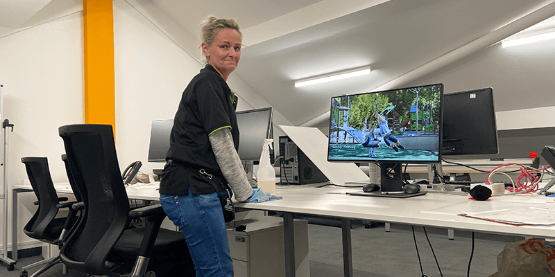 Kompan Office Cleaner