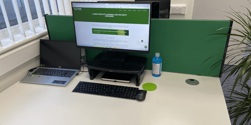 clean desk
